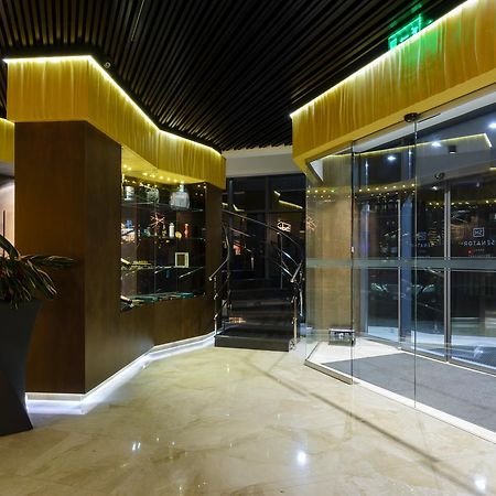 Hotel Senator Karaganda Bagian luar foto